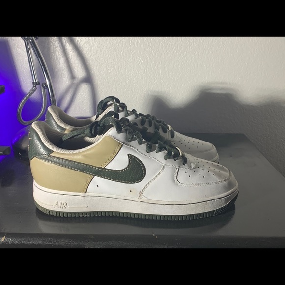 **RARE** NIKE Air Force 1 “Dark Army” - Picture 2 of 7